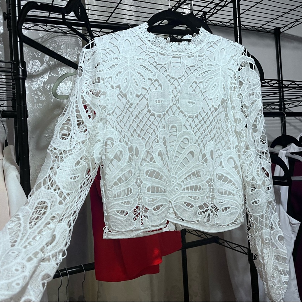 Elegant White Lace Top